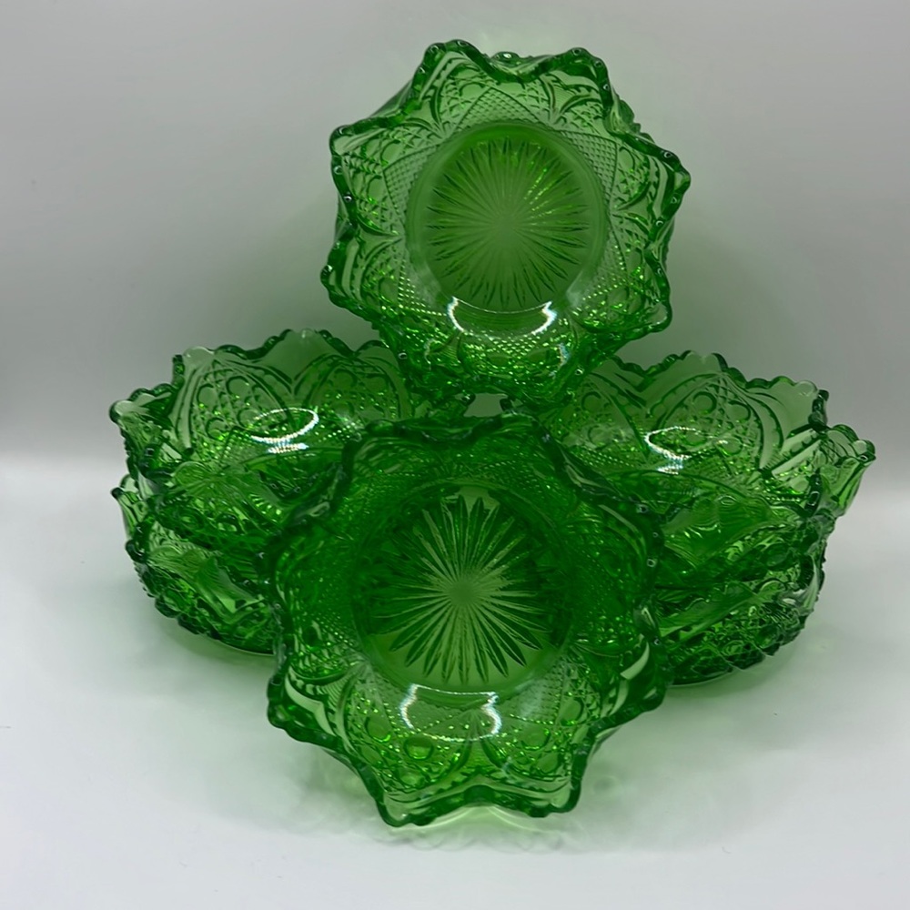 Tarentum cane insert , Emerald green pressed glass… Berry bowls.